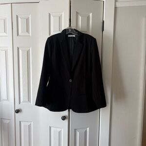 Black Single-Button Women's Blazer